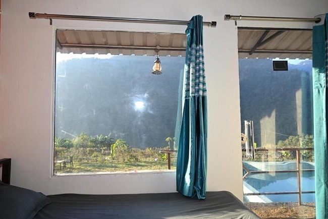 Forest and mountain view from the cottage in Rishikesh